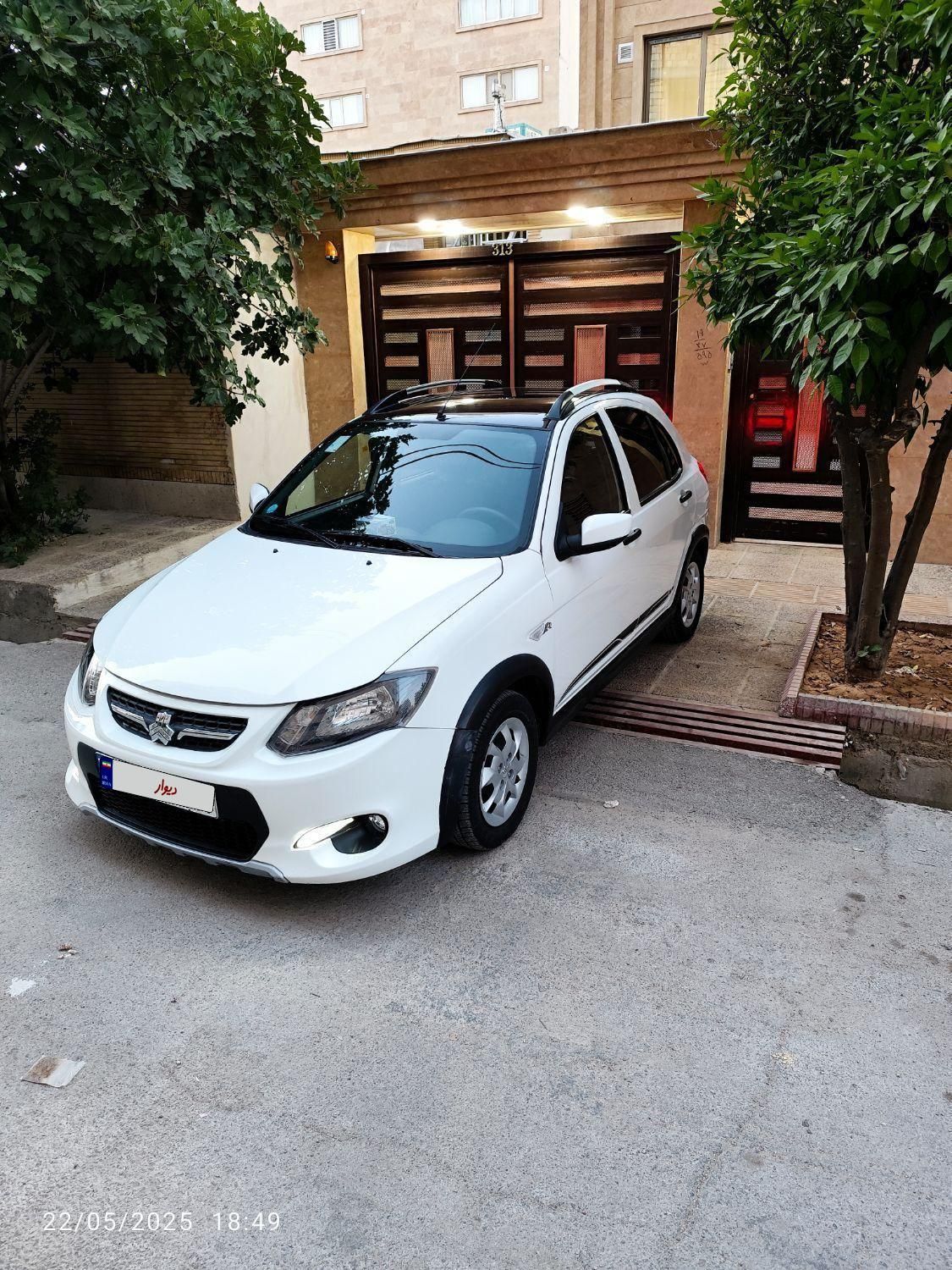 کوییک R دنده‌ای - 1402