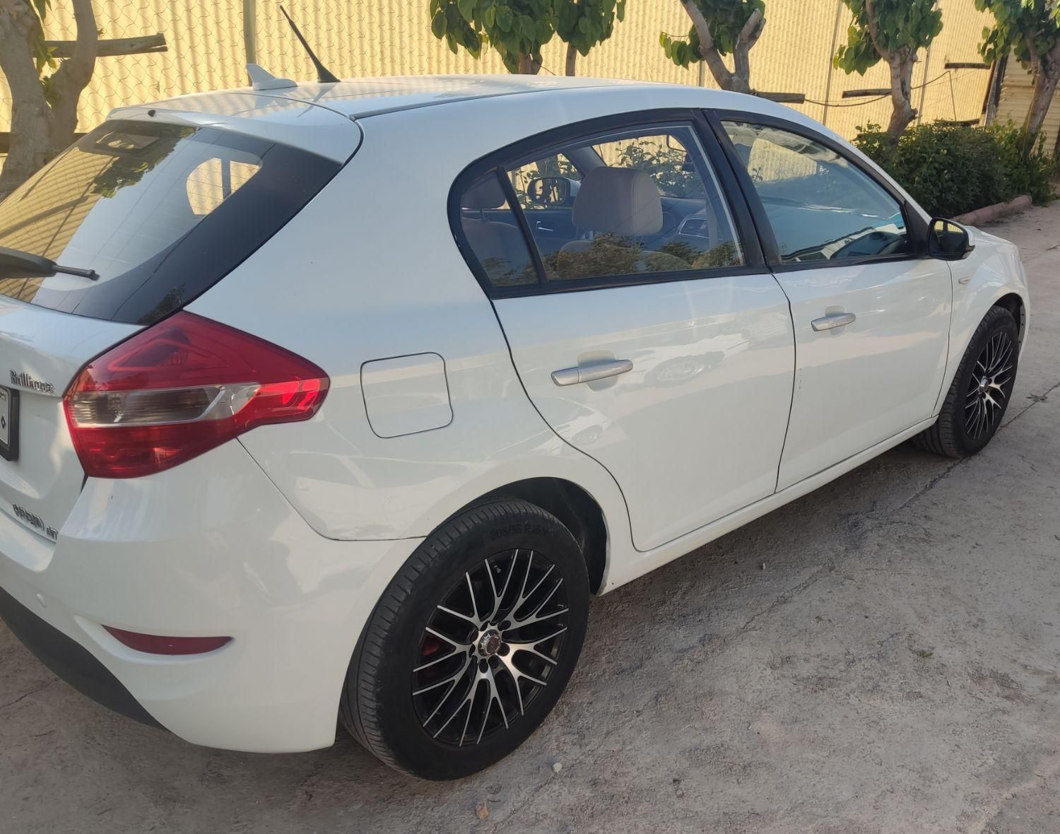 برلیانس H320 اتوماتیک 1500 - 2015