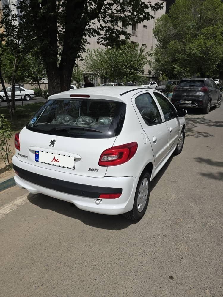 پژو 207 دنده‌ای با موتور TU3 - 1402