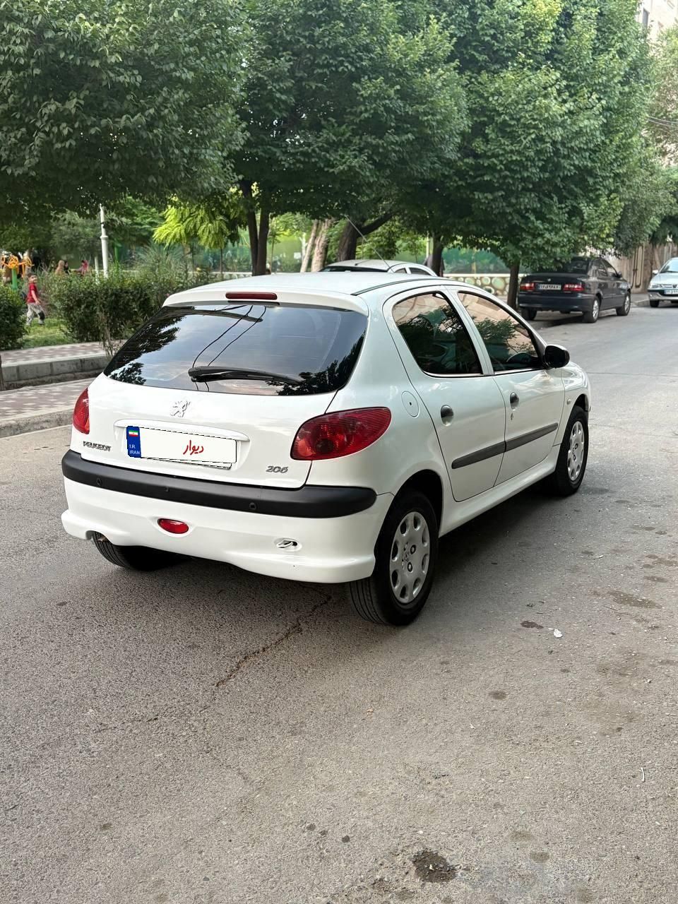 پژو 206 تیپ 5 - 1395