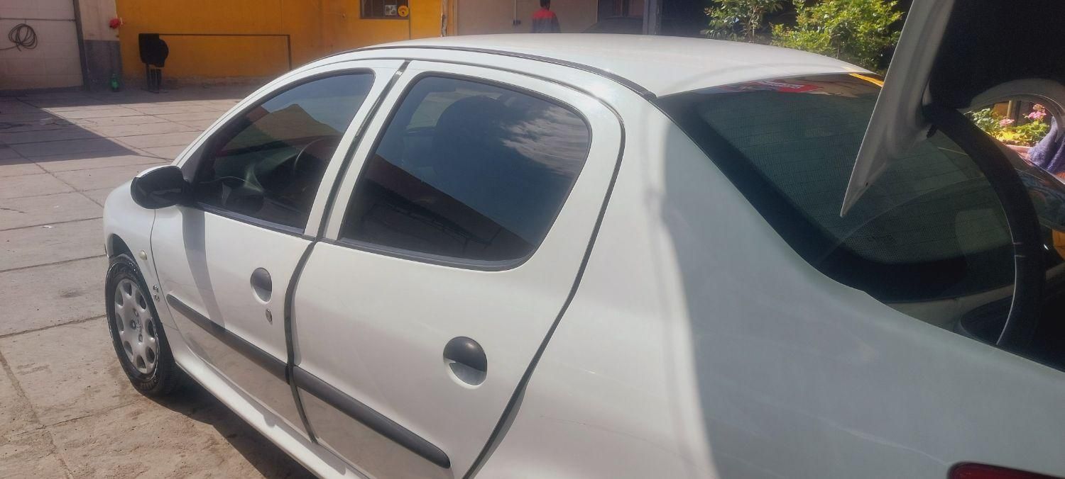 پژو 206 SD v8 - 1396