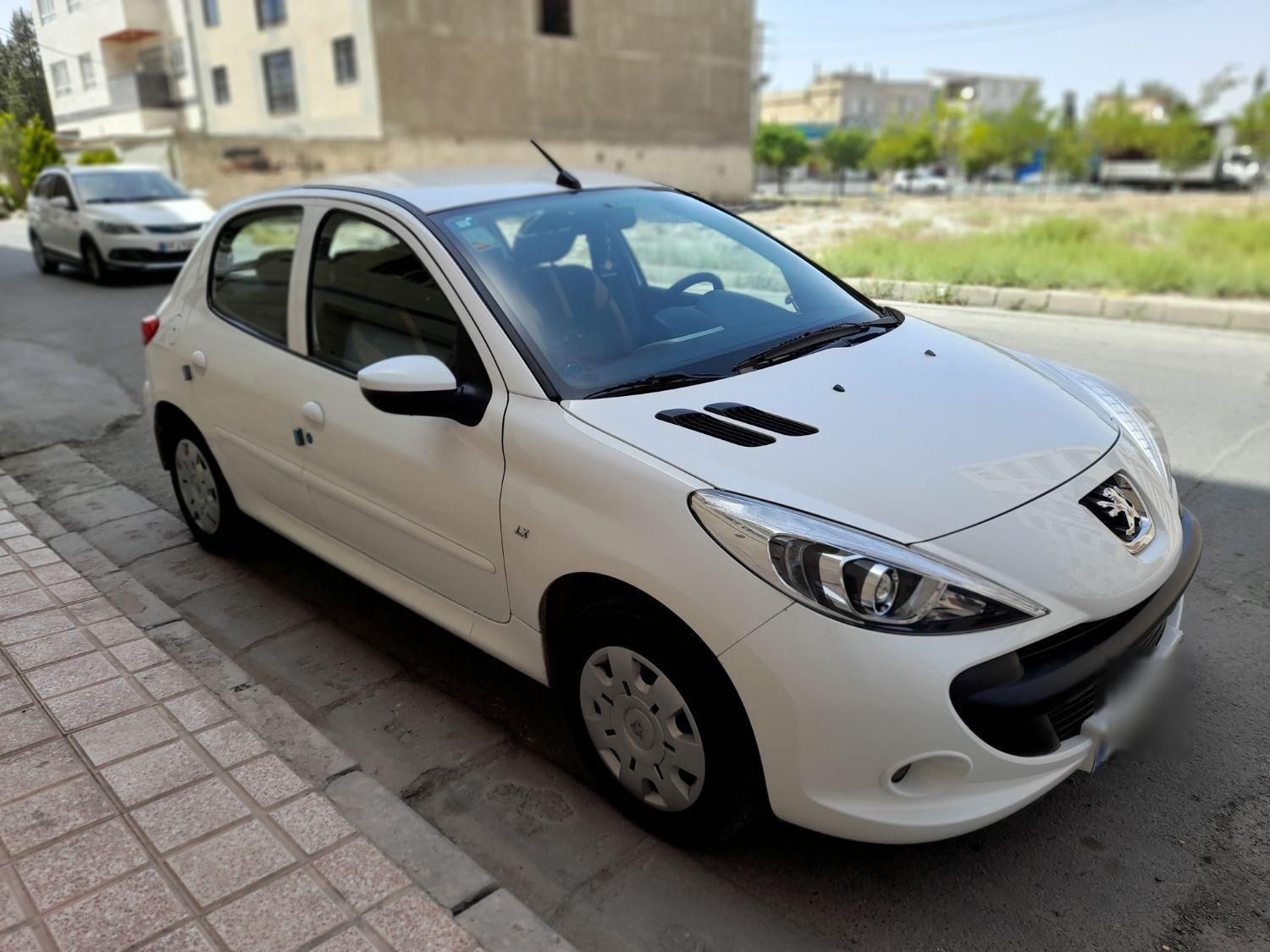 پژو 207 دنده‌ای با موتور TU3 - 1402