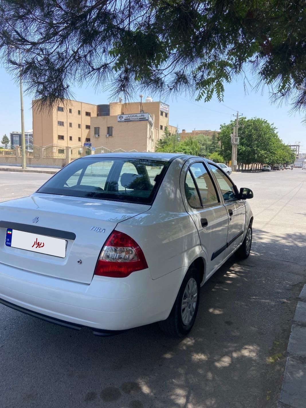 تیبا صندوق دار SX - 1393