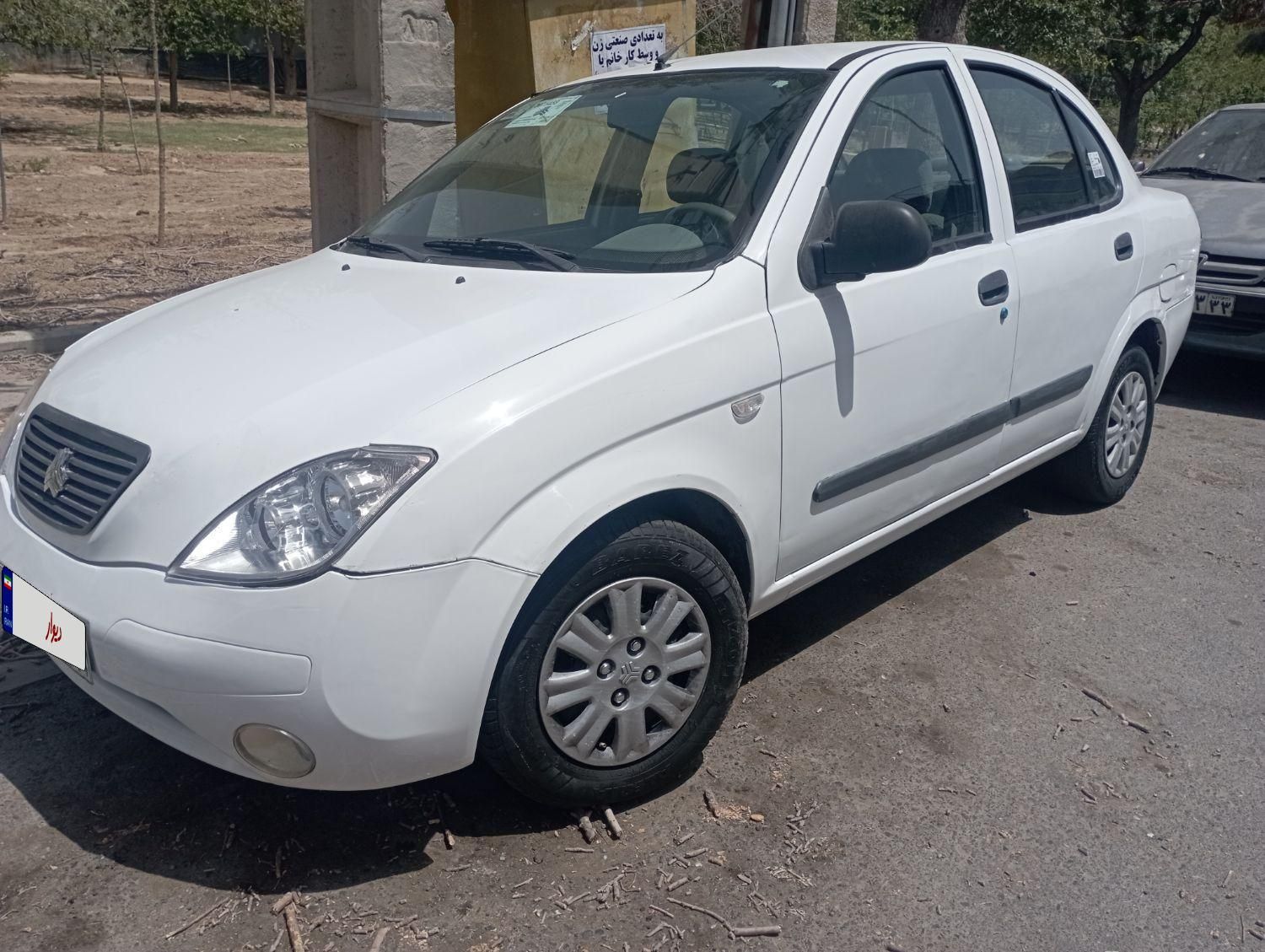 تیبا صندوق دار SX - 1393