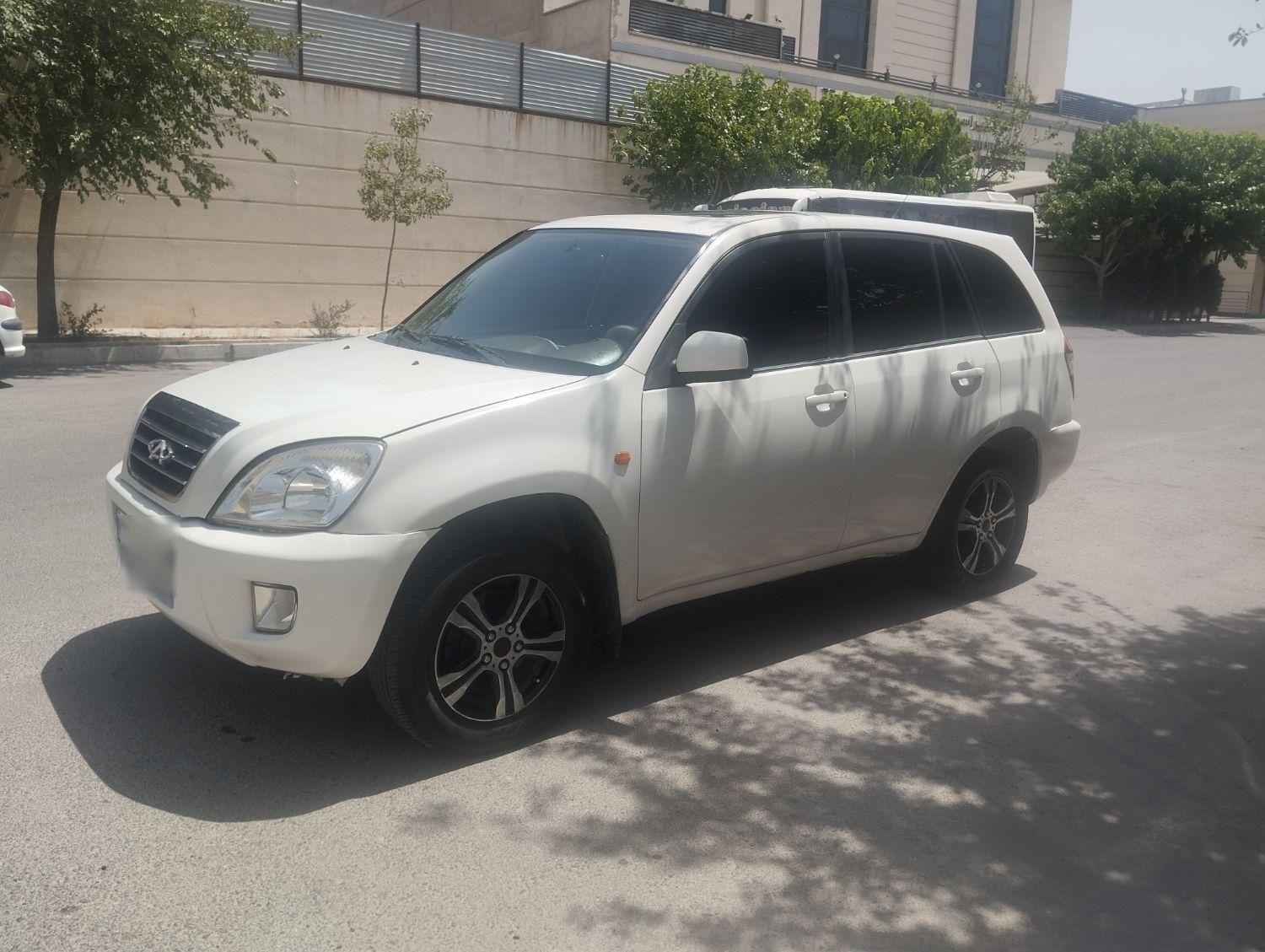 خودرو ام وی ام، X33 آگهی ann_18238003