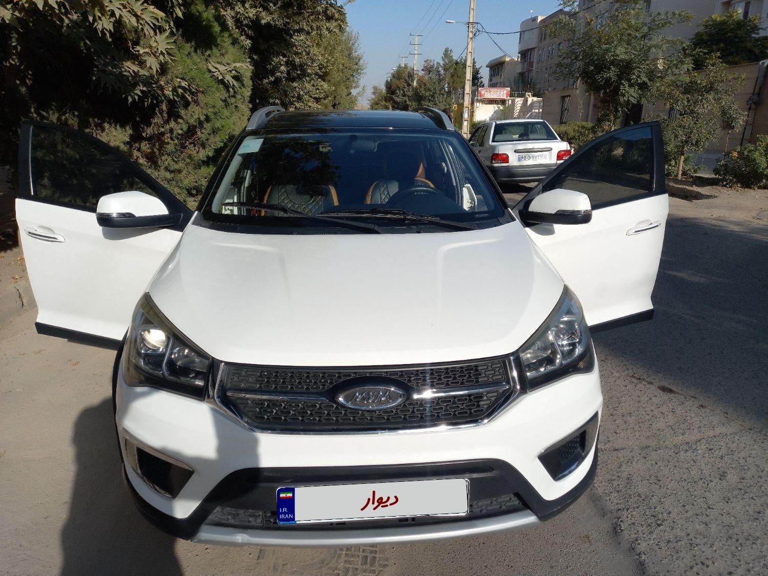 خودرو ام وی ام، X22 آگهی ann_18238716