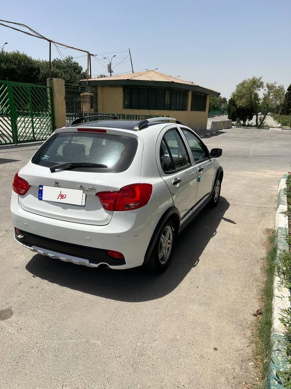 کوییک R دنده‌ای - 1402
