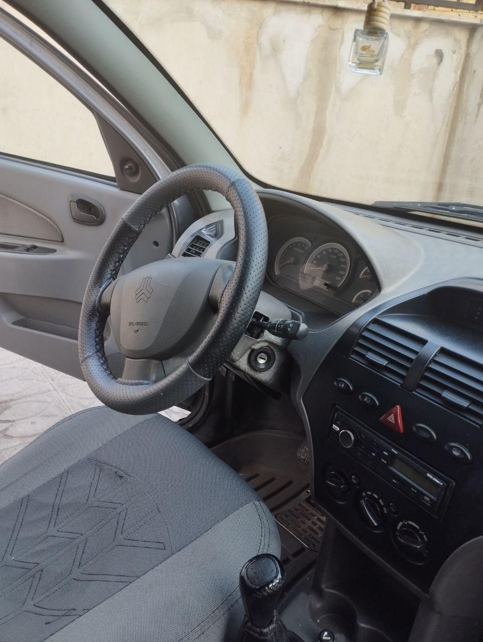 تیبا صندوق دار SX - 1395