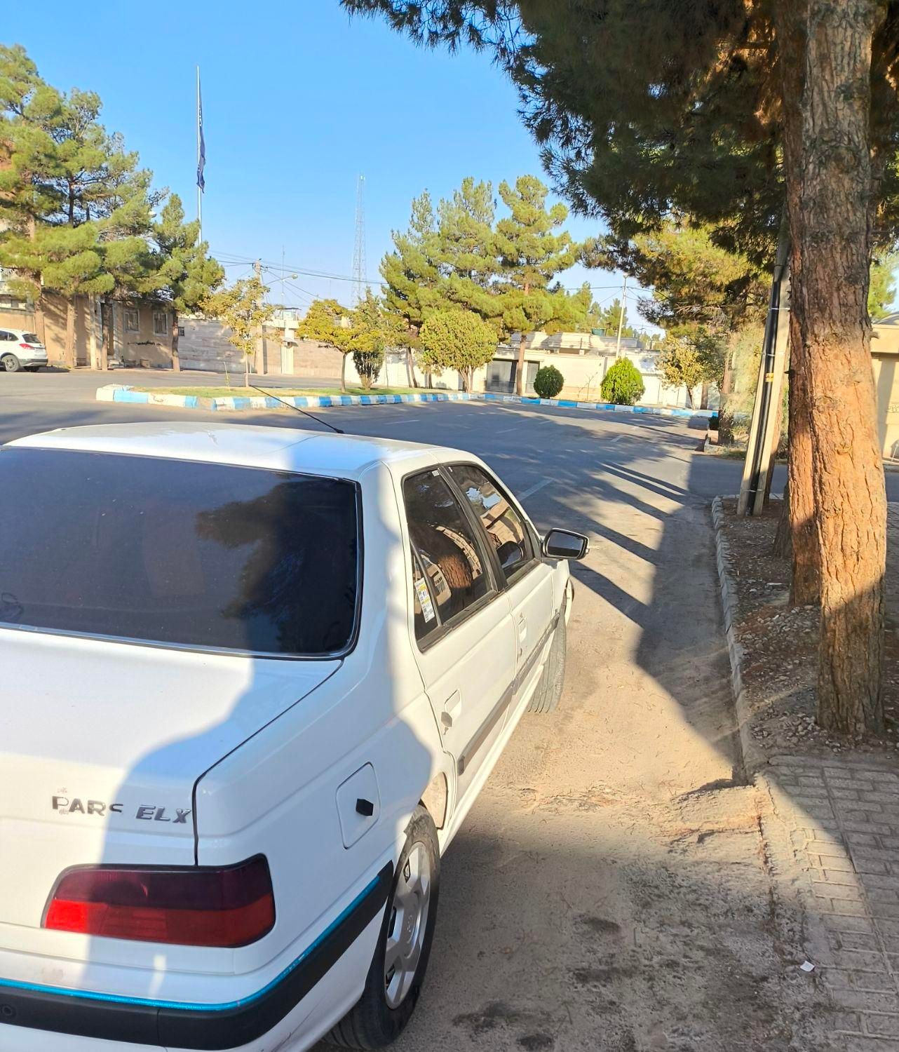 پژو پارس ELX-XU7P سفارشی - 1401