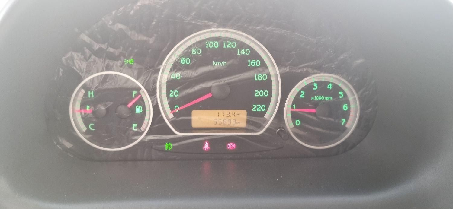 ام وی ام 110 چهار سیلندر دنده ای - 2013