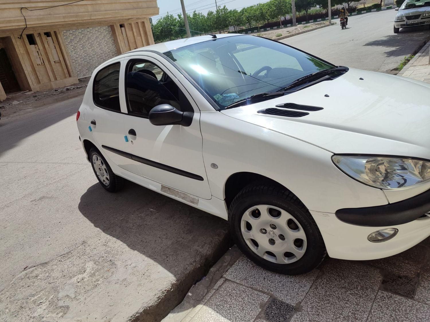 خودرو پژو، 206 آگهی ann_18240206