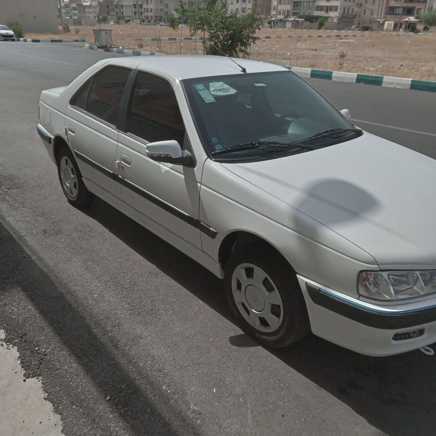 پژو پارس XU7P - 1402