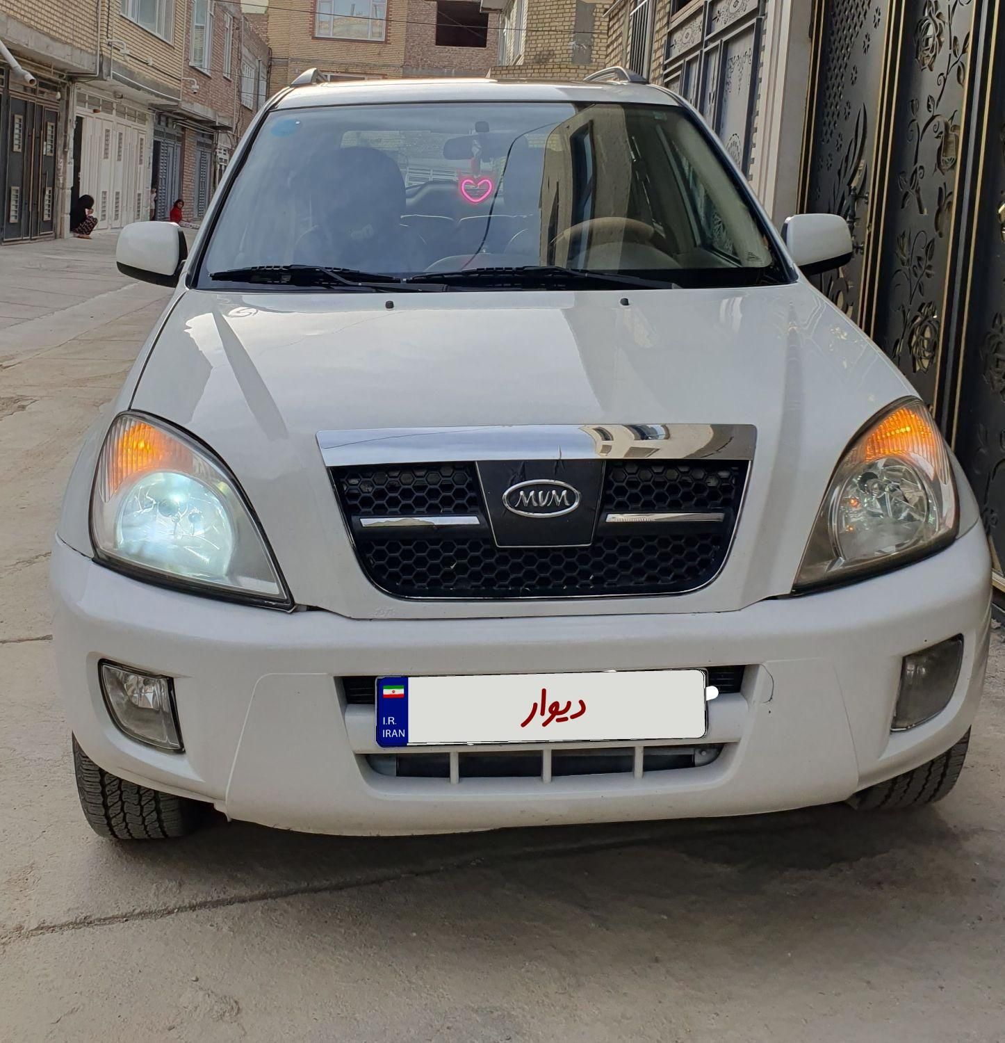 ام وی ام X33 دنده‌ای ساده - 2012