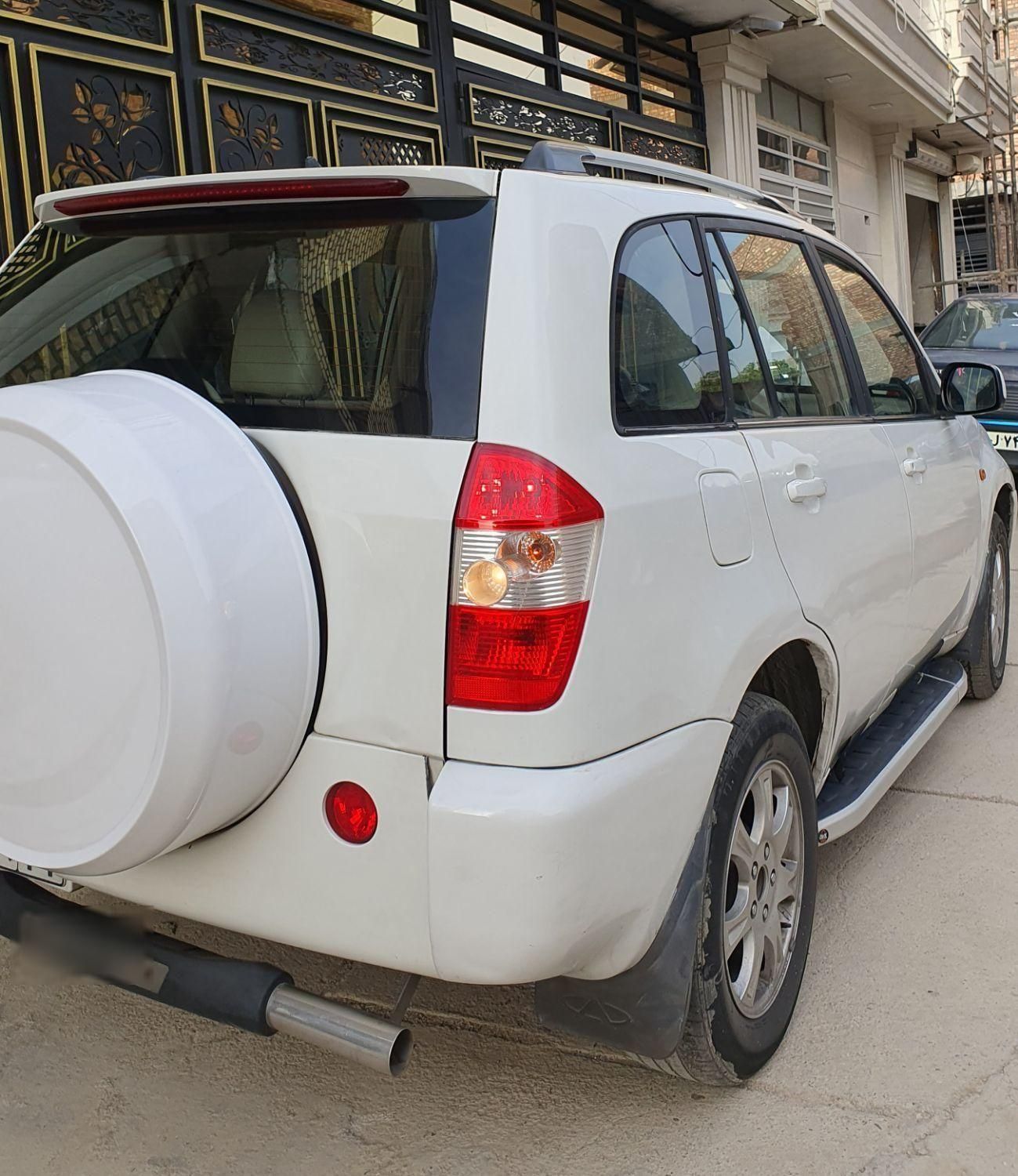 ام وی ام X33 دنده‌ای ساده - 2012