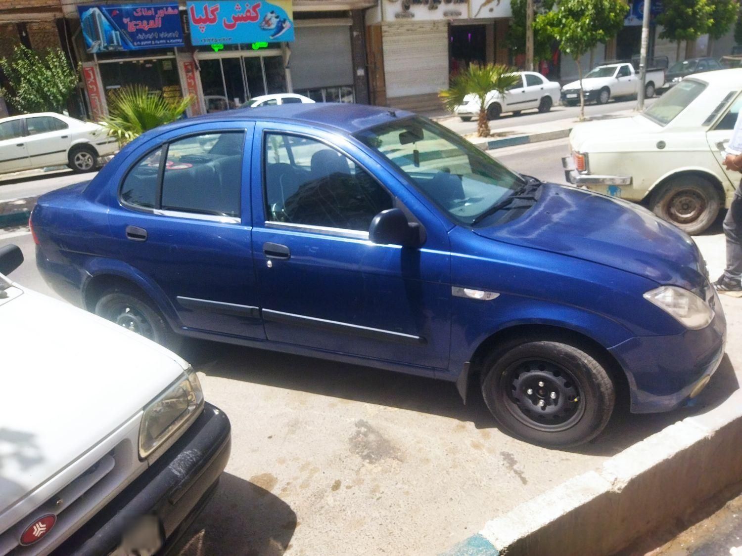 تیبا صندوق دار SX - 1395