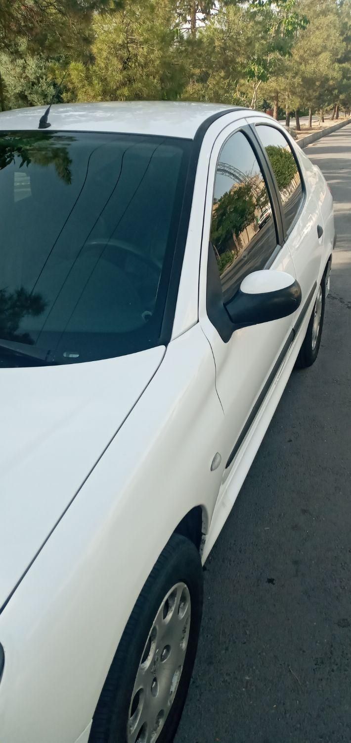 پژو 206 SD v8 - 1390