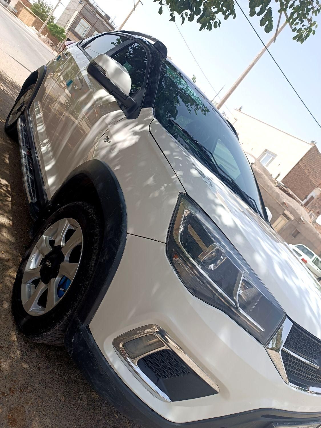 ام وی ام X22 دنده ای اسپرت لاکچری - 2022