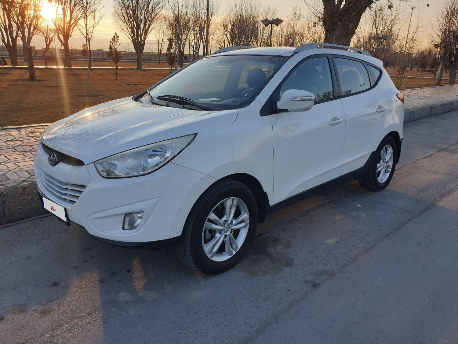 هیوندای توسان 2.4 لیتر - 2013