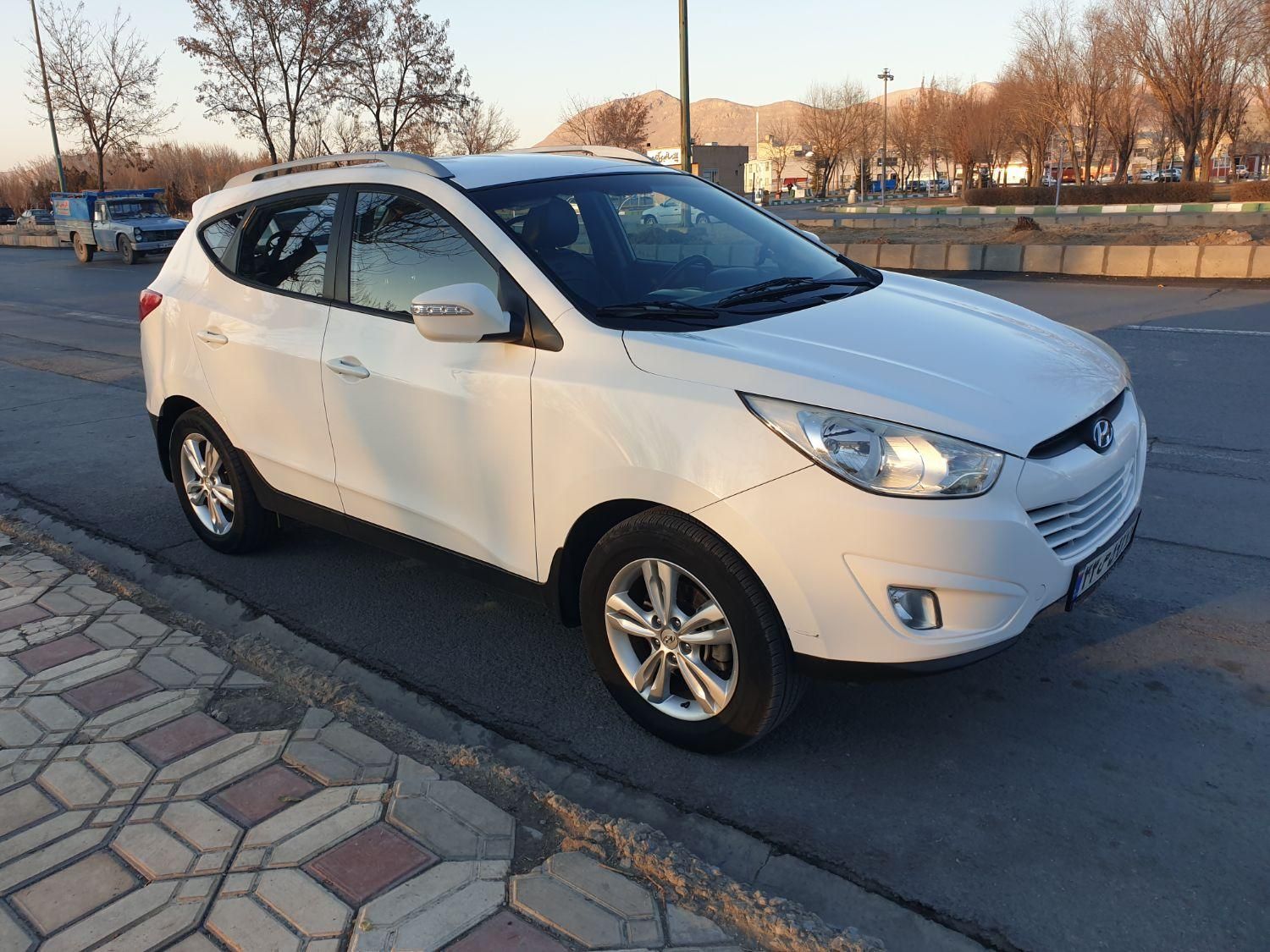 هیوندای توسان 2.4 لیتر - 2013