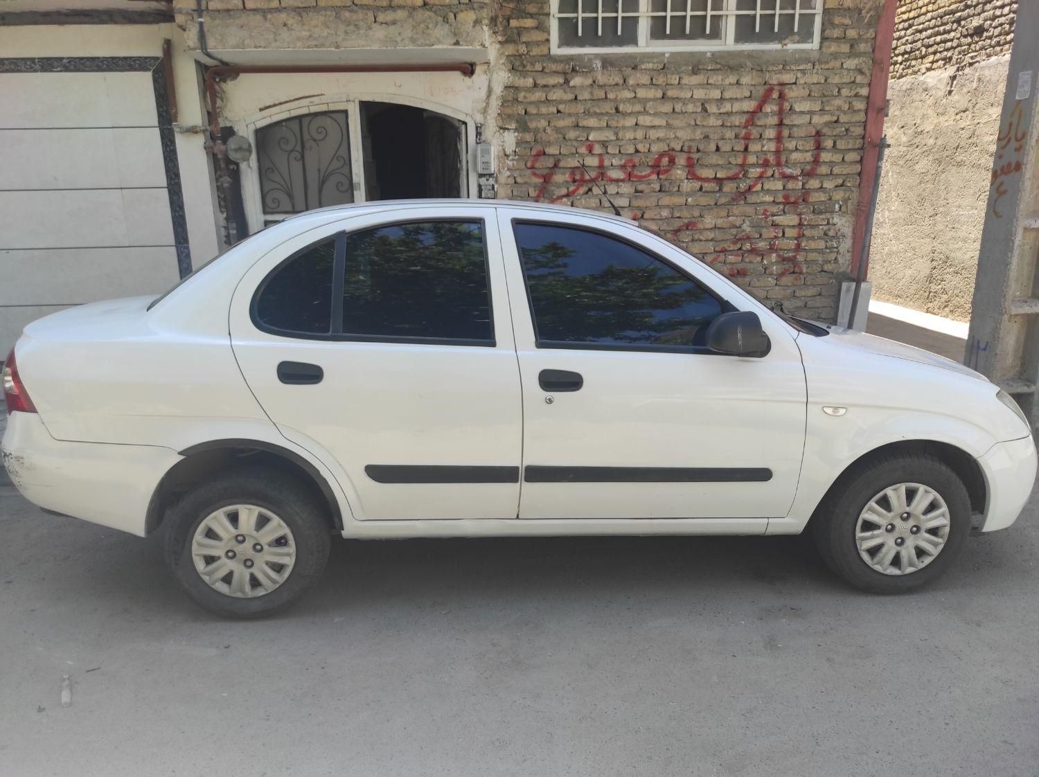 تیبا صندوق دار SX - 1393