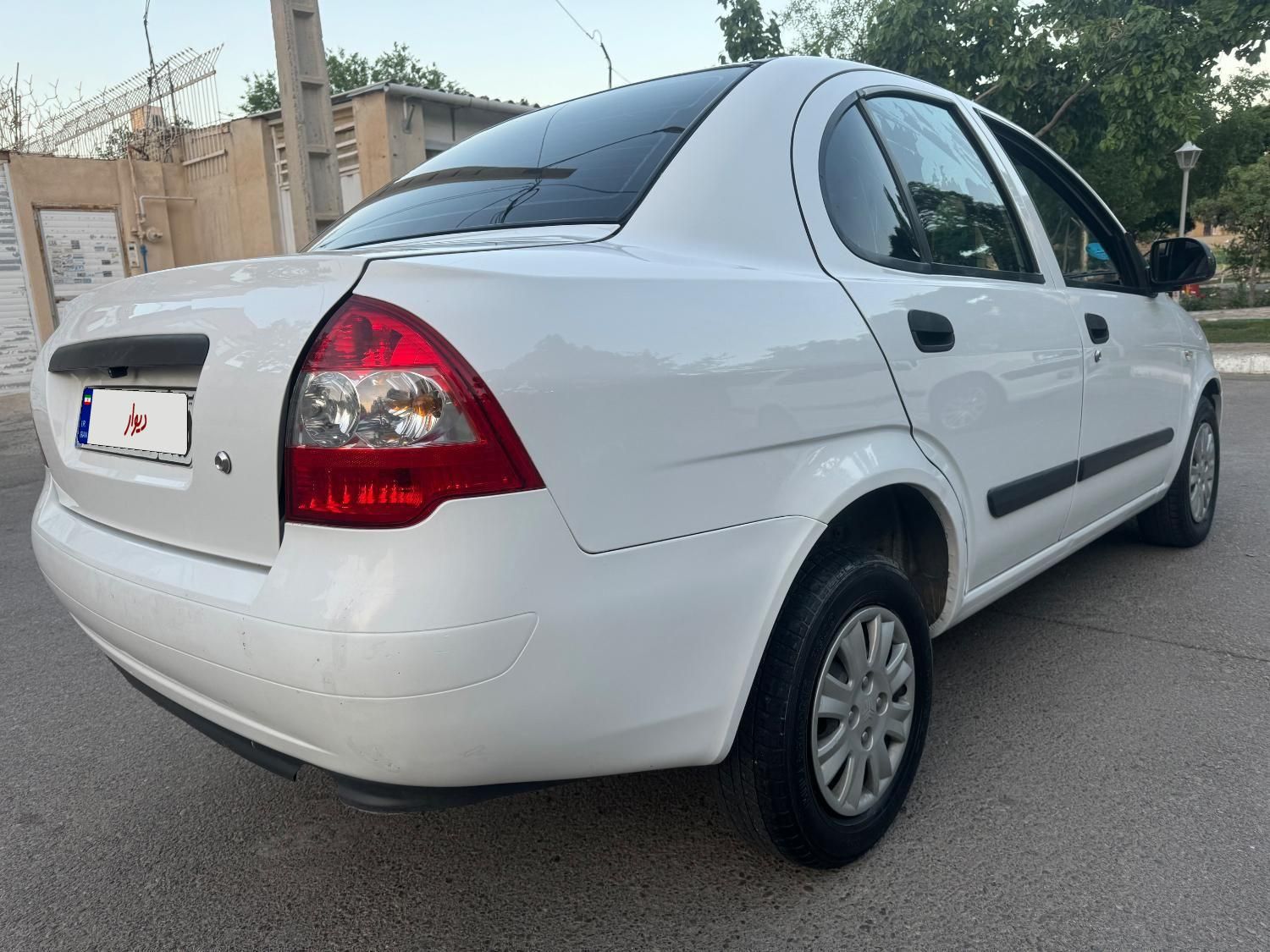 تیبا صندوق دار EX - 1393