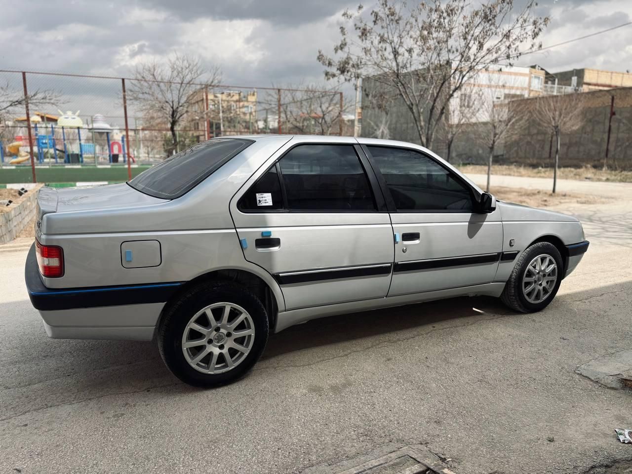 پژو 405 SLX دوگانه سوز XU7 - 1390