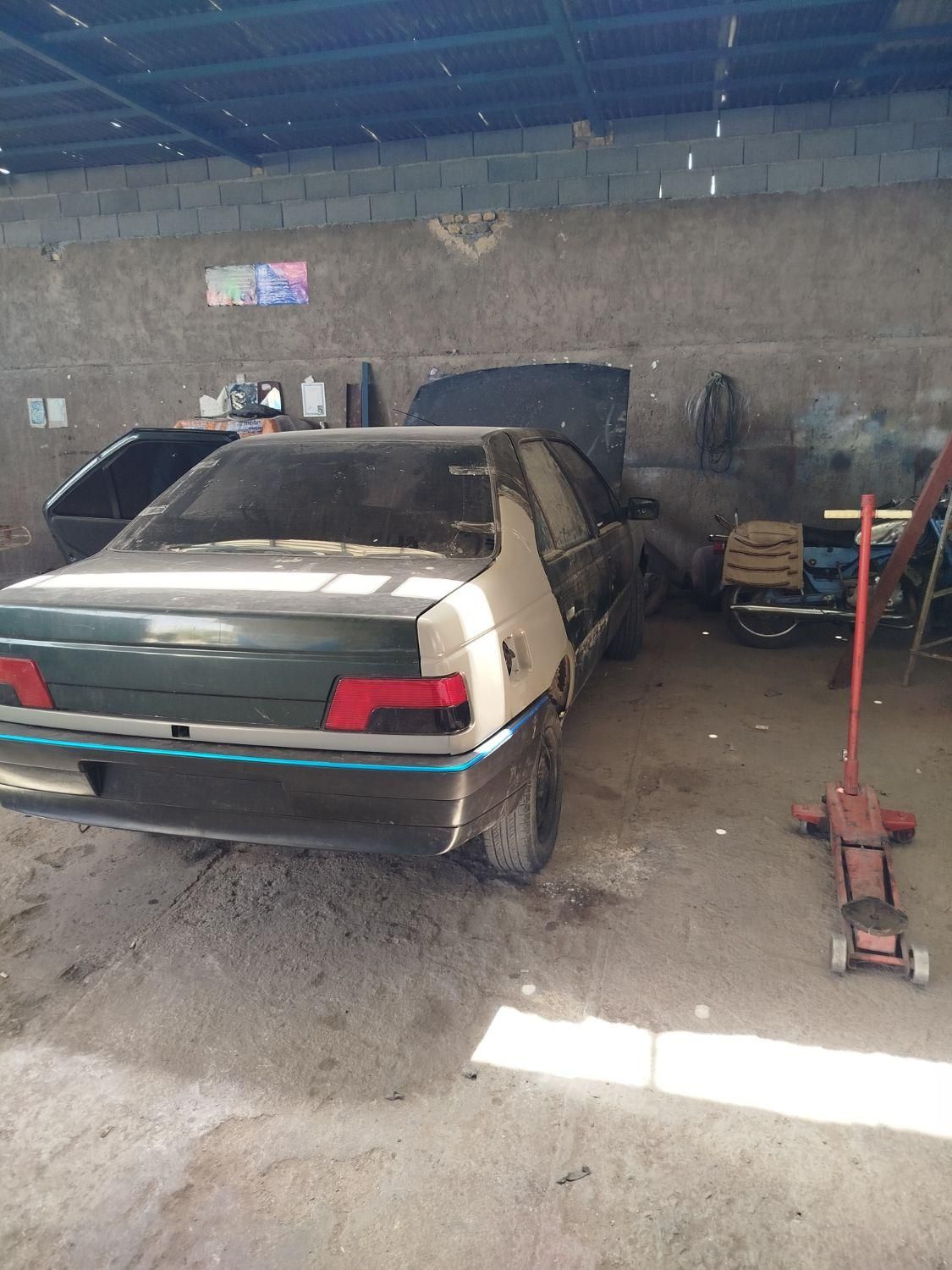 پژو 405 GLX - 1381