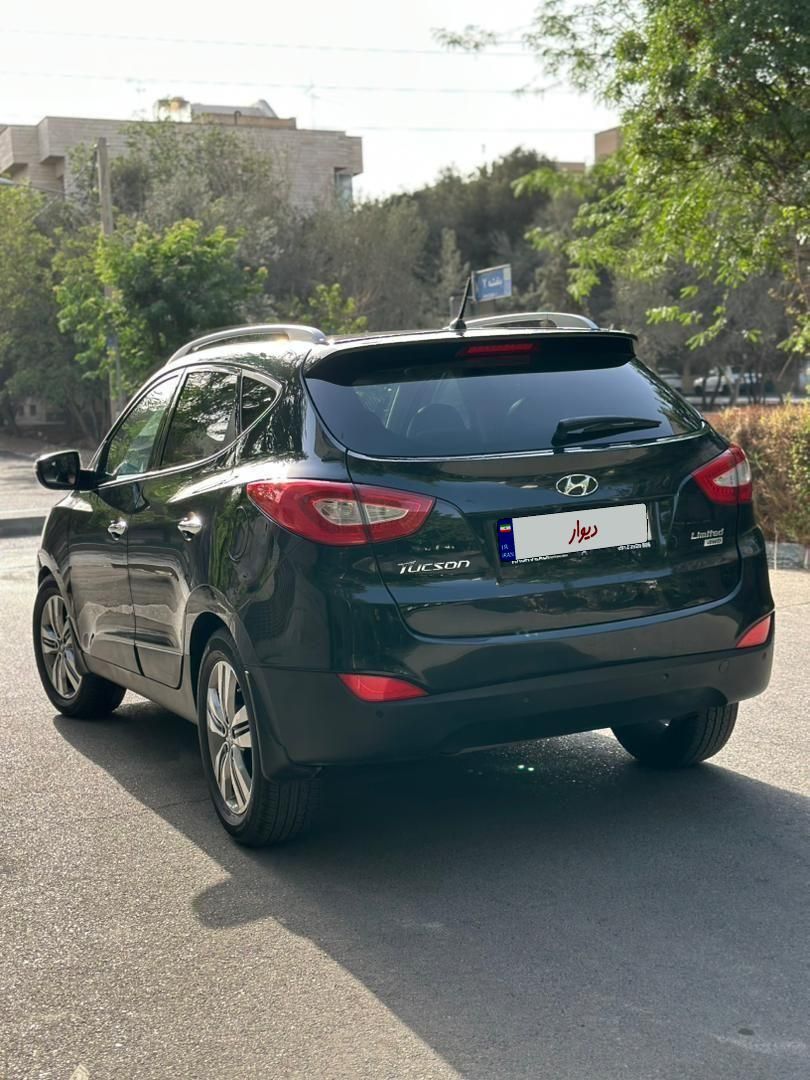 هیوندای توسان 2.4 لیتر - 2015