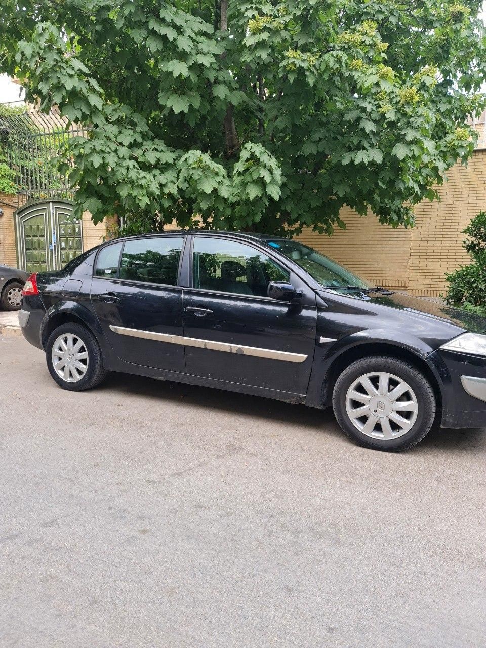 رنو مگان پارس خودرو 2000 - 2011