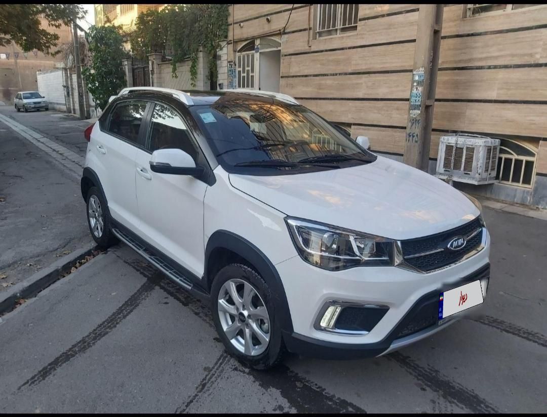 ام وی ام X22 دنده ای اسپرت لاکچری - 2023