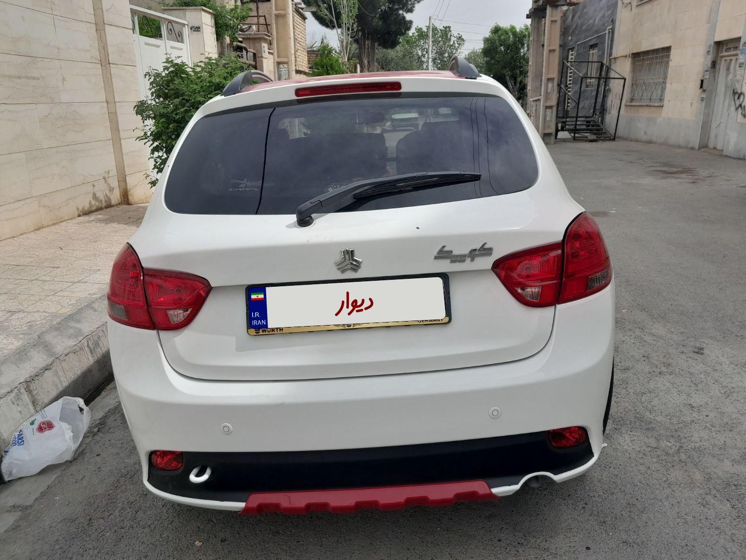 خودرو کوییک، R آگهی ann_18243940