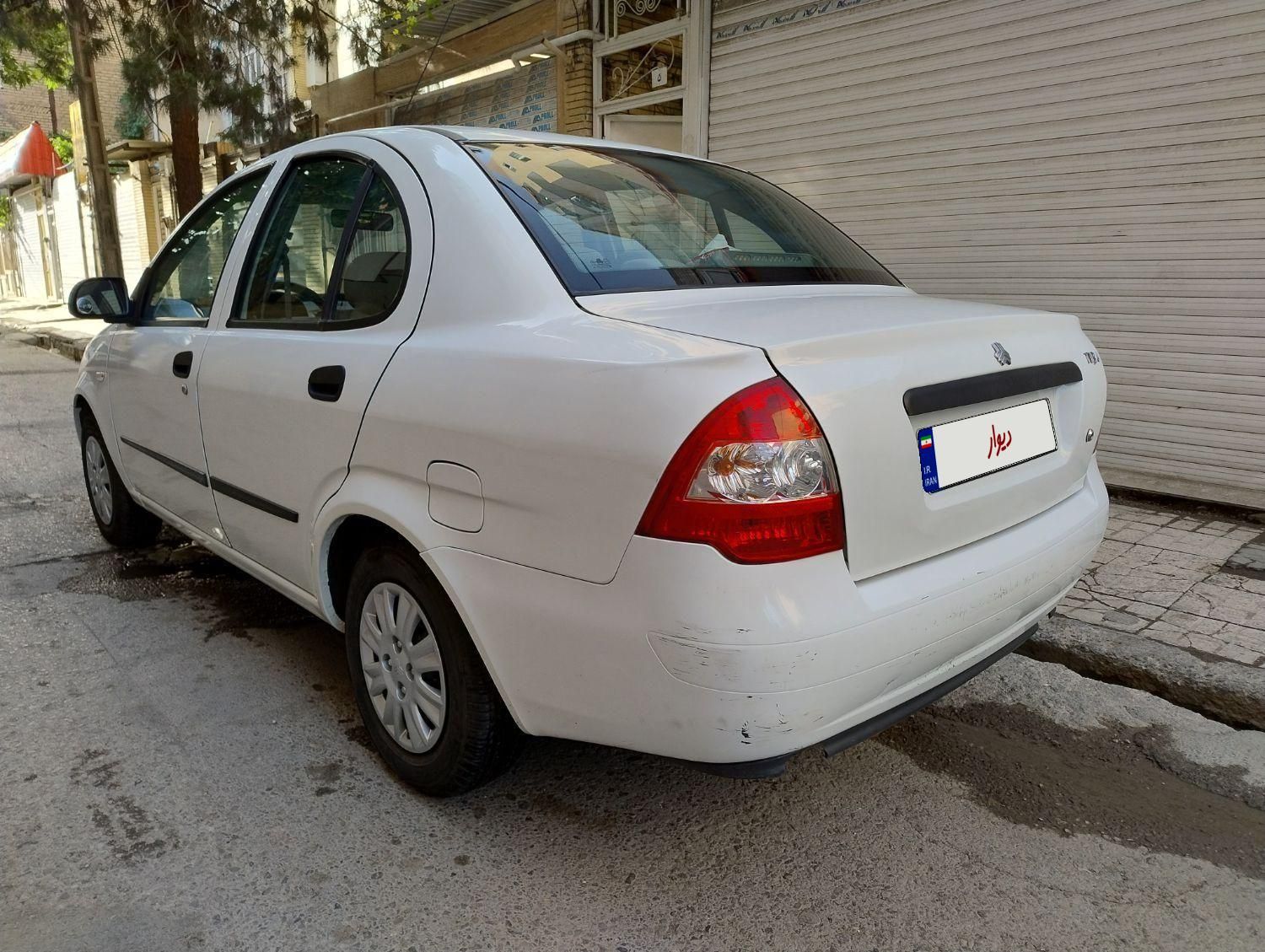 تیبا صندوق دار SX - 1399