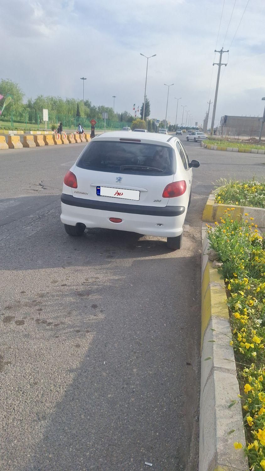 خودرو پژو، 206 آگهی ann_18244315