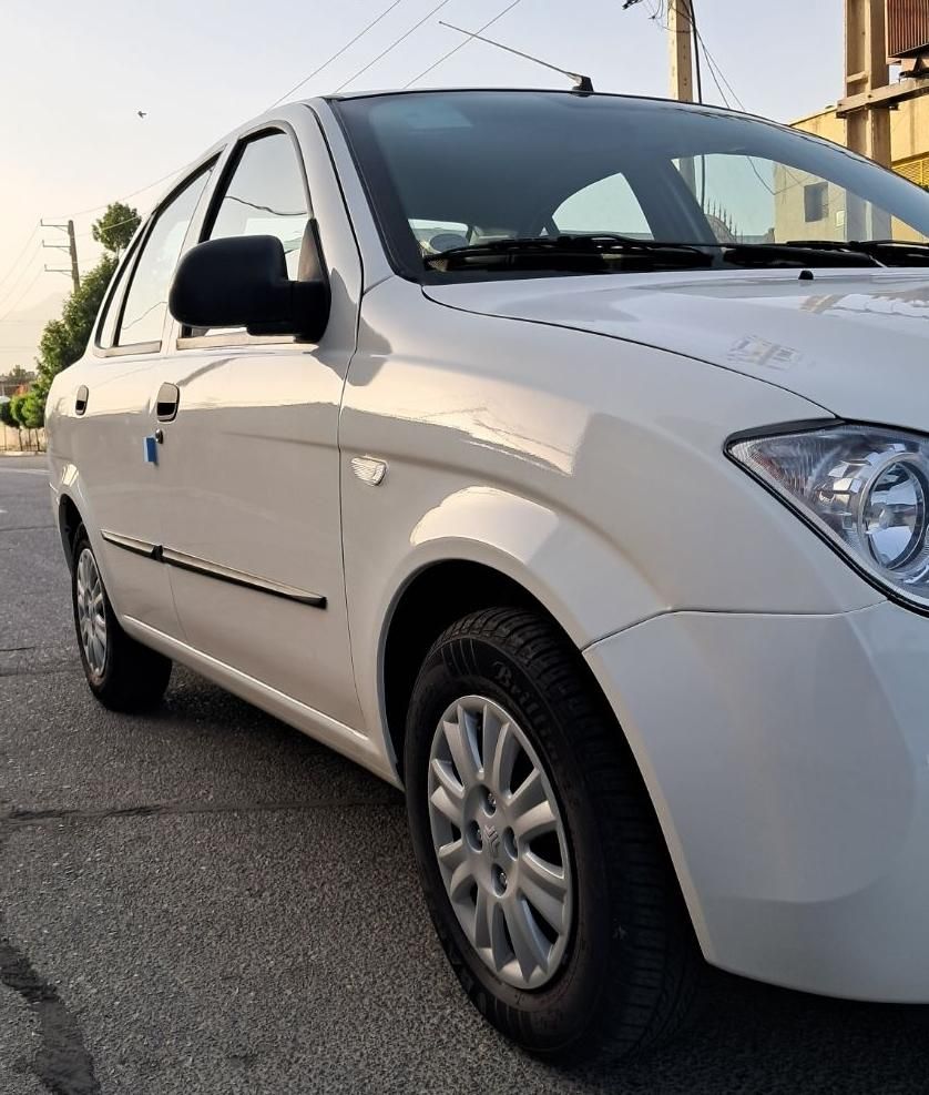 تیبا صندوق دار SX - 1400