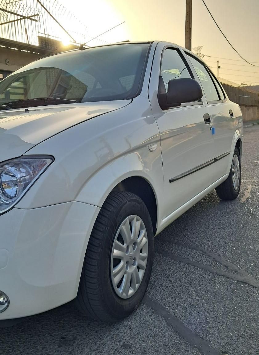 تیبا صندوق دار SX - 1400