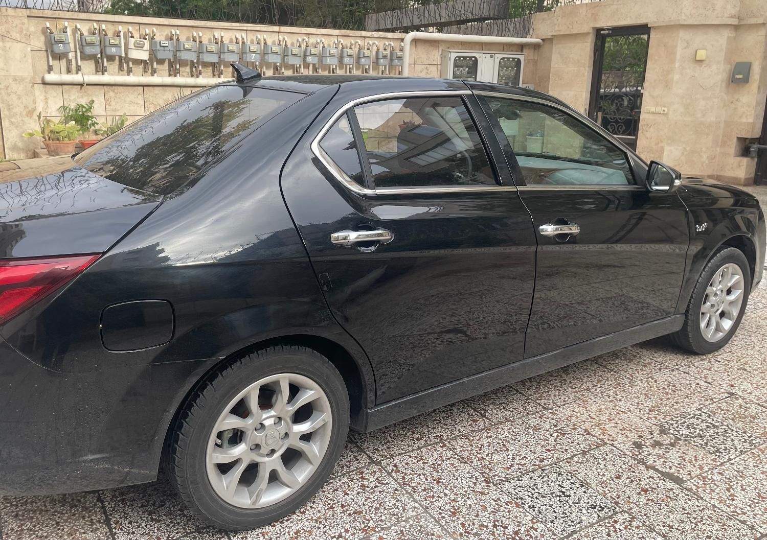 خودرو دنا، پلاس آگهی ann_18244331