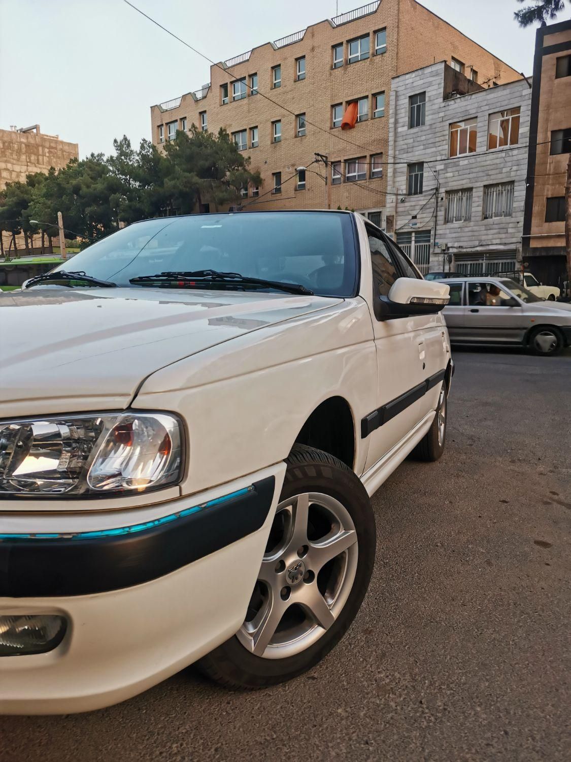 پژو پارس ELX-XU7P سفارشی - 1401