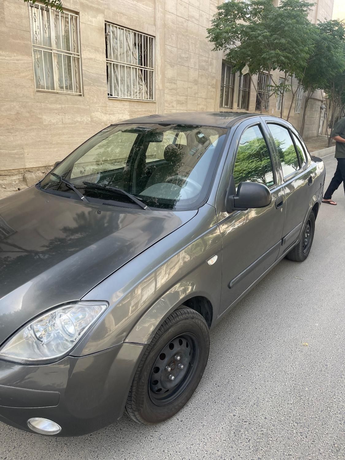 تیبا صندوق دار SX - 1394