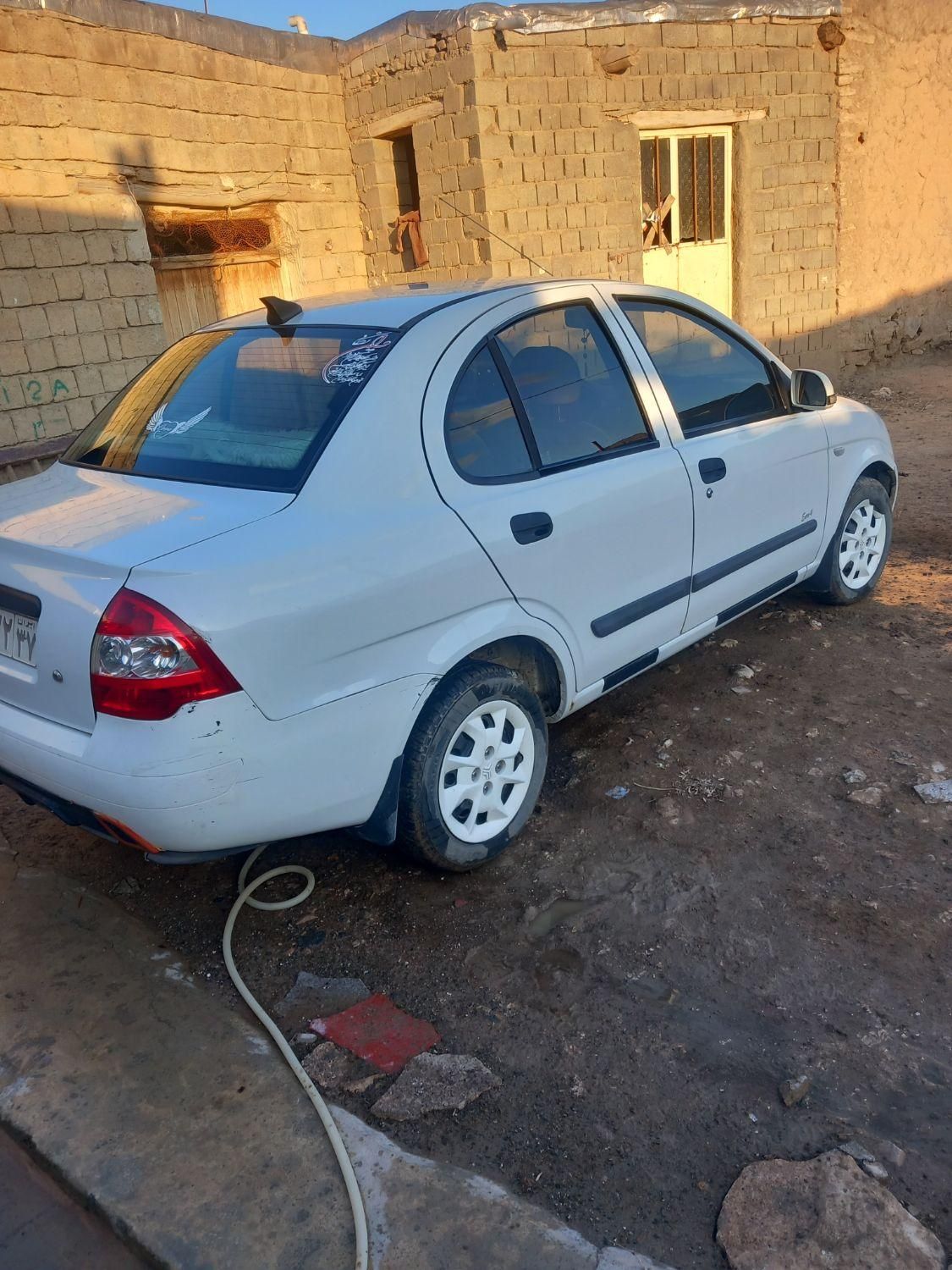 تیبا صندوق دار EX - 1392