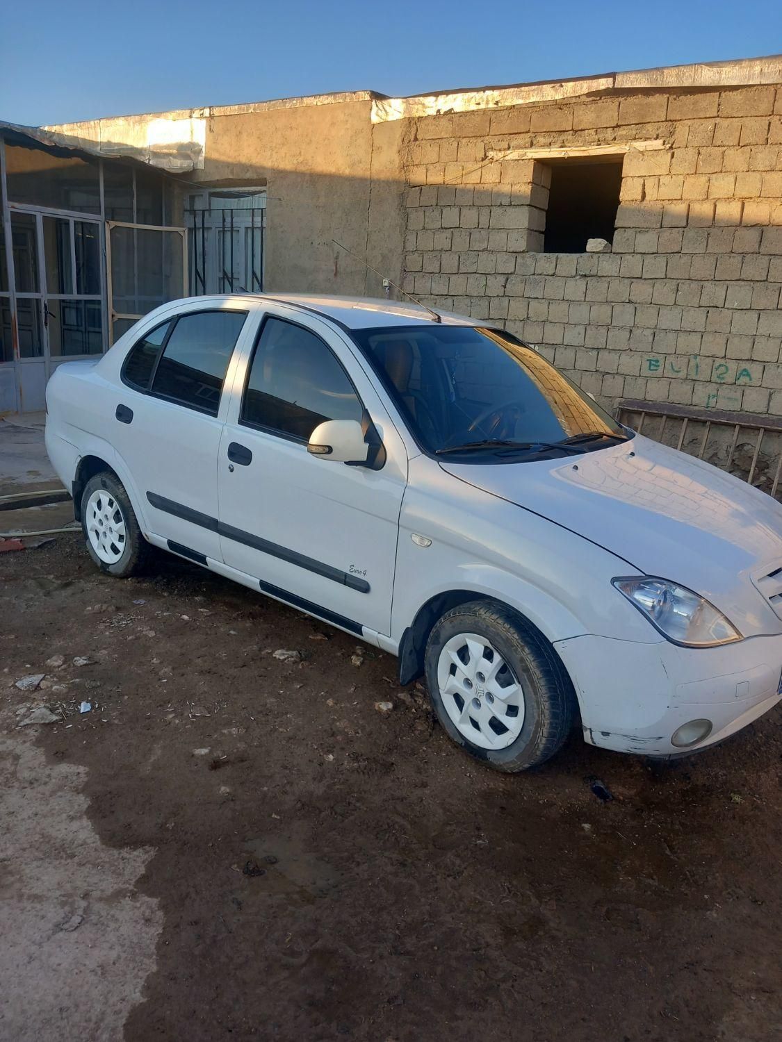 تیبا صندوق دار EX - 1392