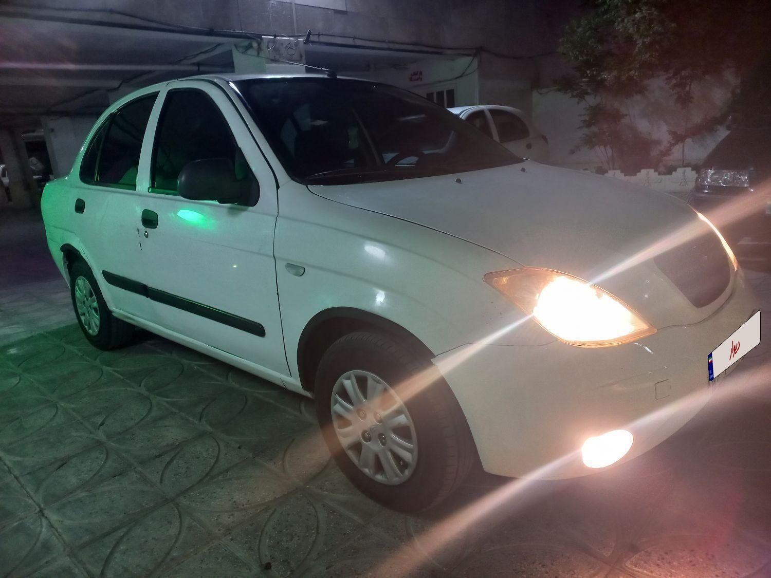 تیبا صندوق دار SX - 1390