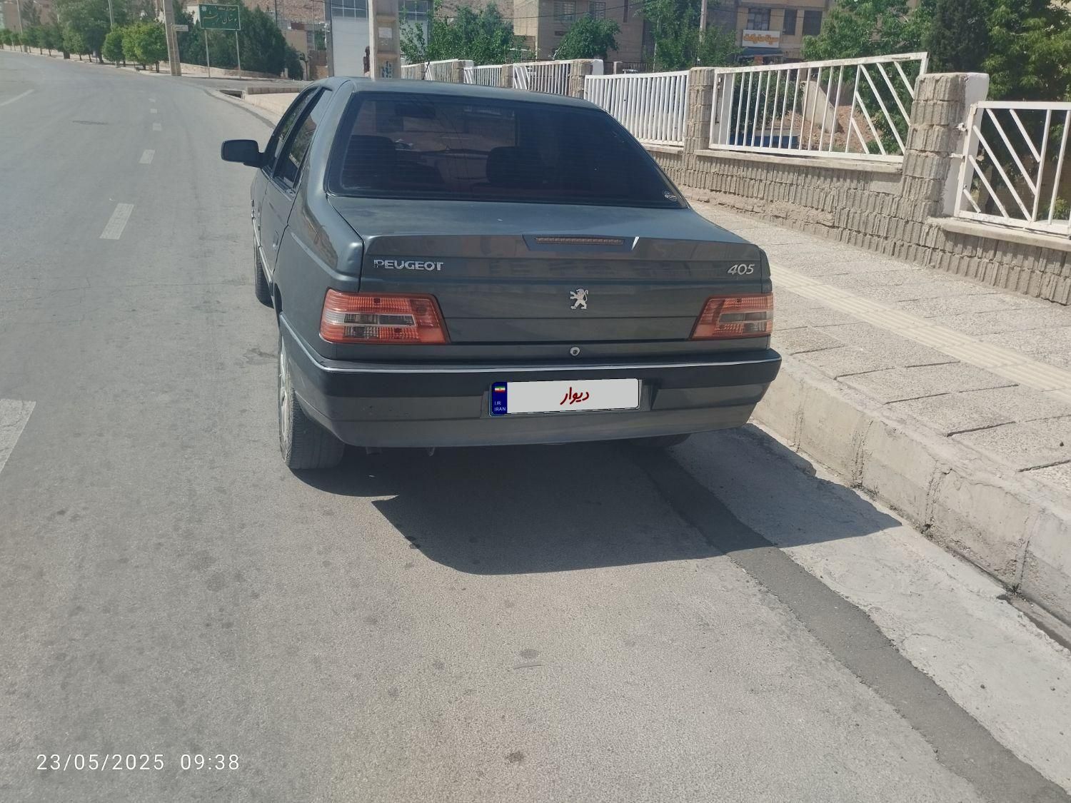 پژو 405 SLX بنزینی TU5 - 1393