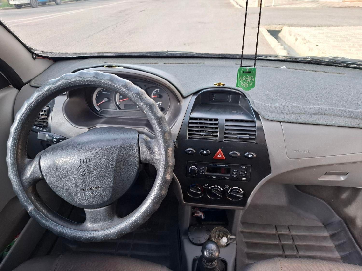 تیبا صندوق دار SX - 1398