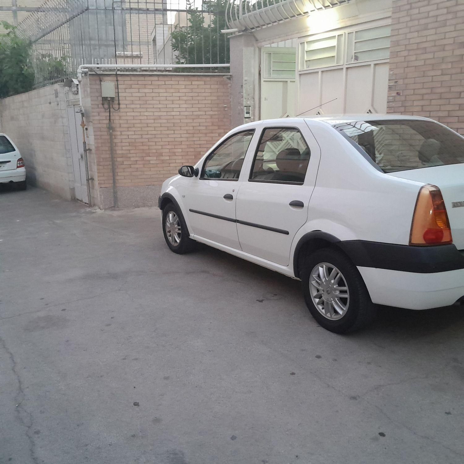 رنو تندر 90 E1 - 1389