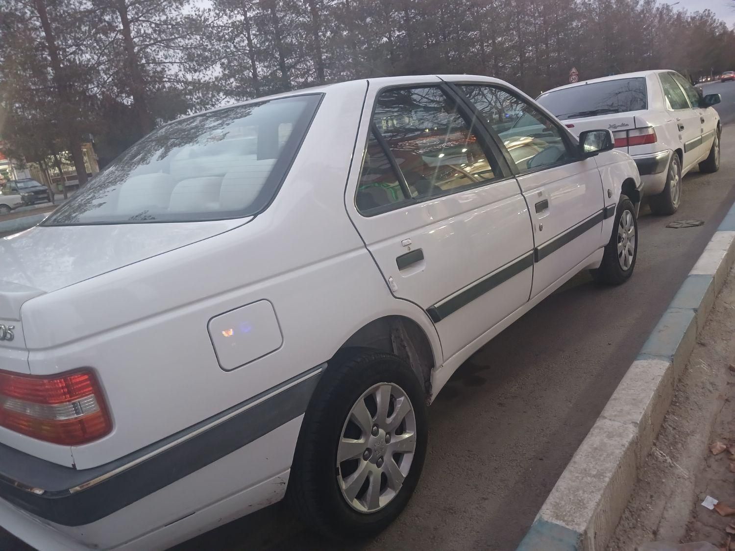 پژو 405 SLX بنزینی TU5 - 1396