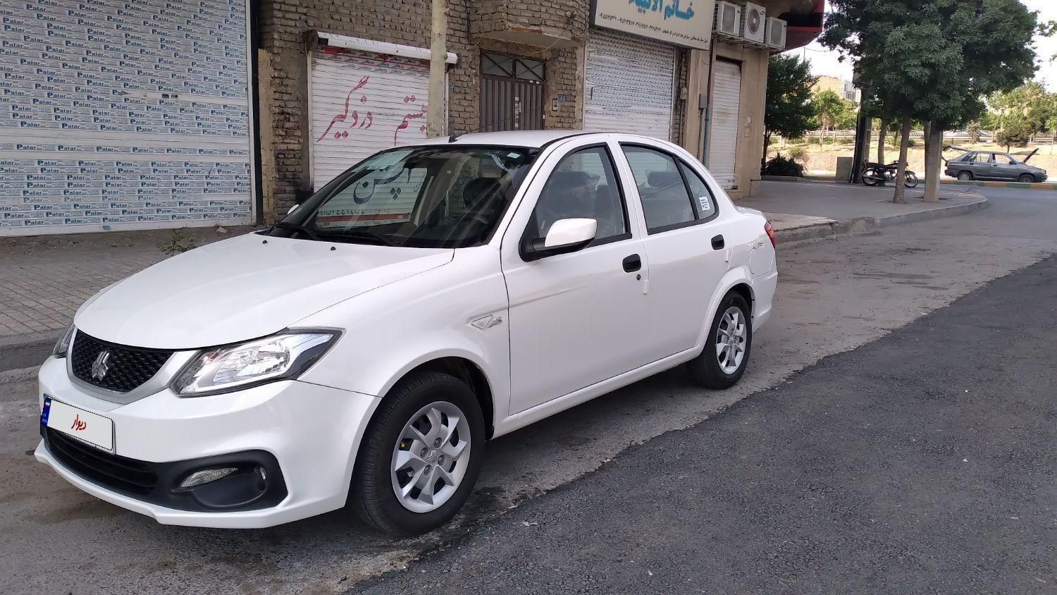 ساینا S دنده ای بنزینی - 1403