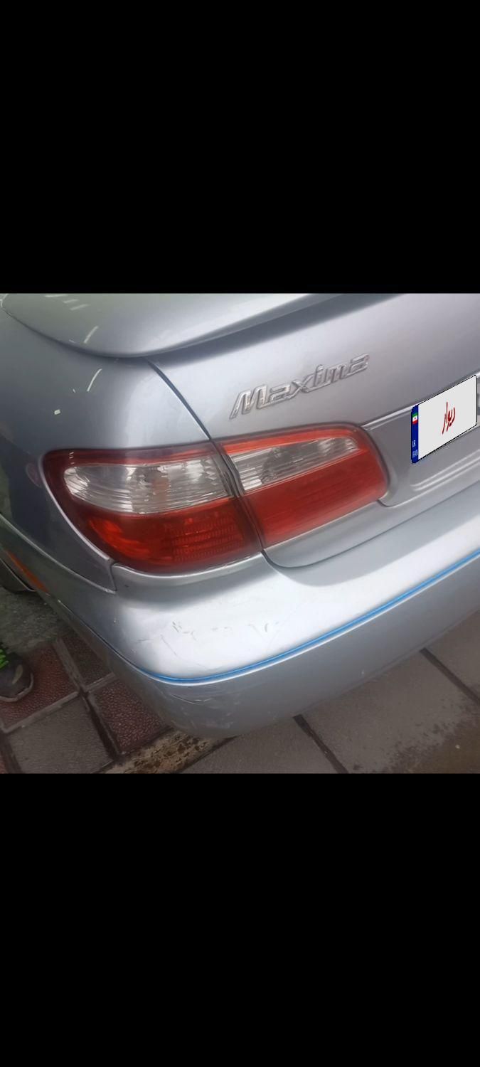نیسان ماکسیما دنده‌ای - 2004