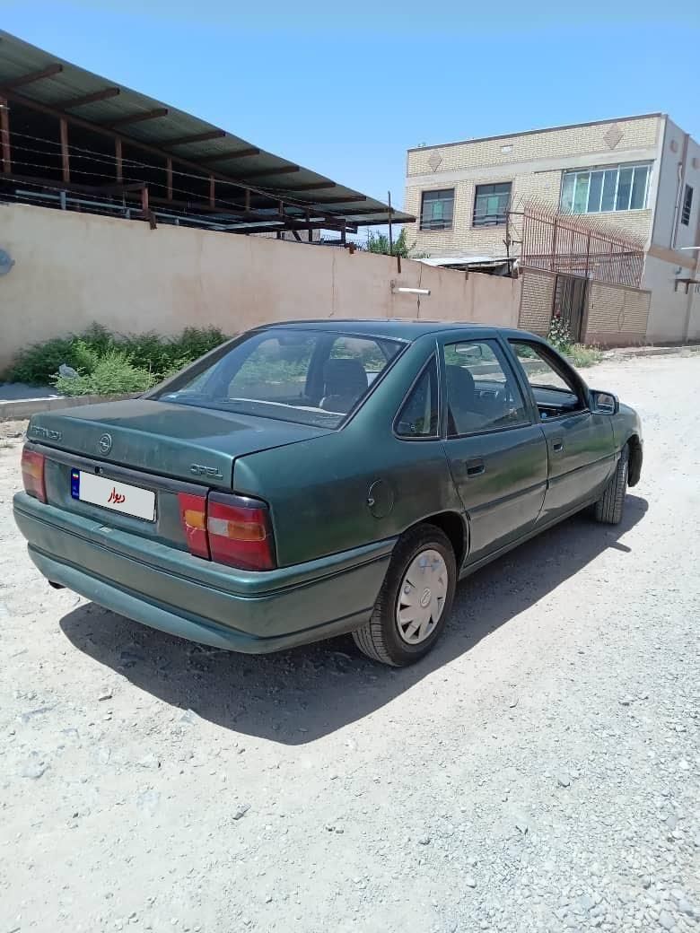 اپل وکترا دنده ای - 1995