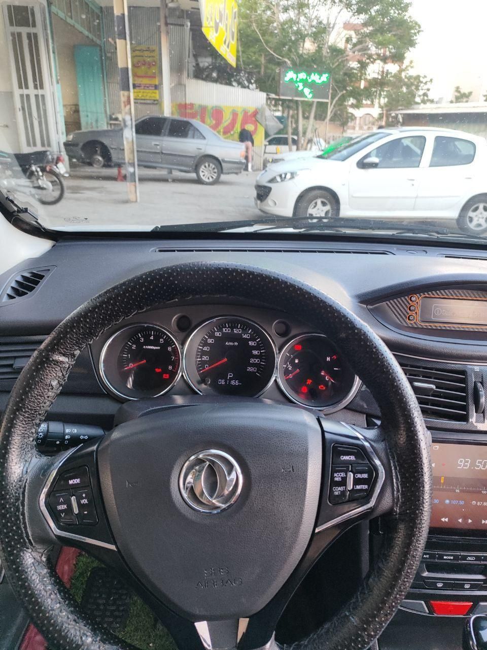 دانگ فنگ H30 کراس اتوماتیک - 1397