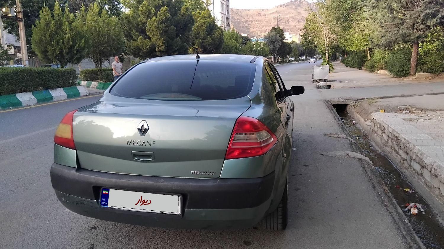 رنو مگان دنده‌ای 1600 - 2008